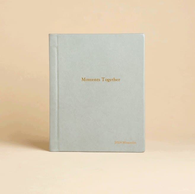 Layflat Leather Photo Book — Media102 layflat photo book